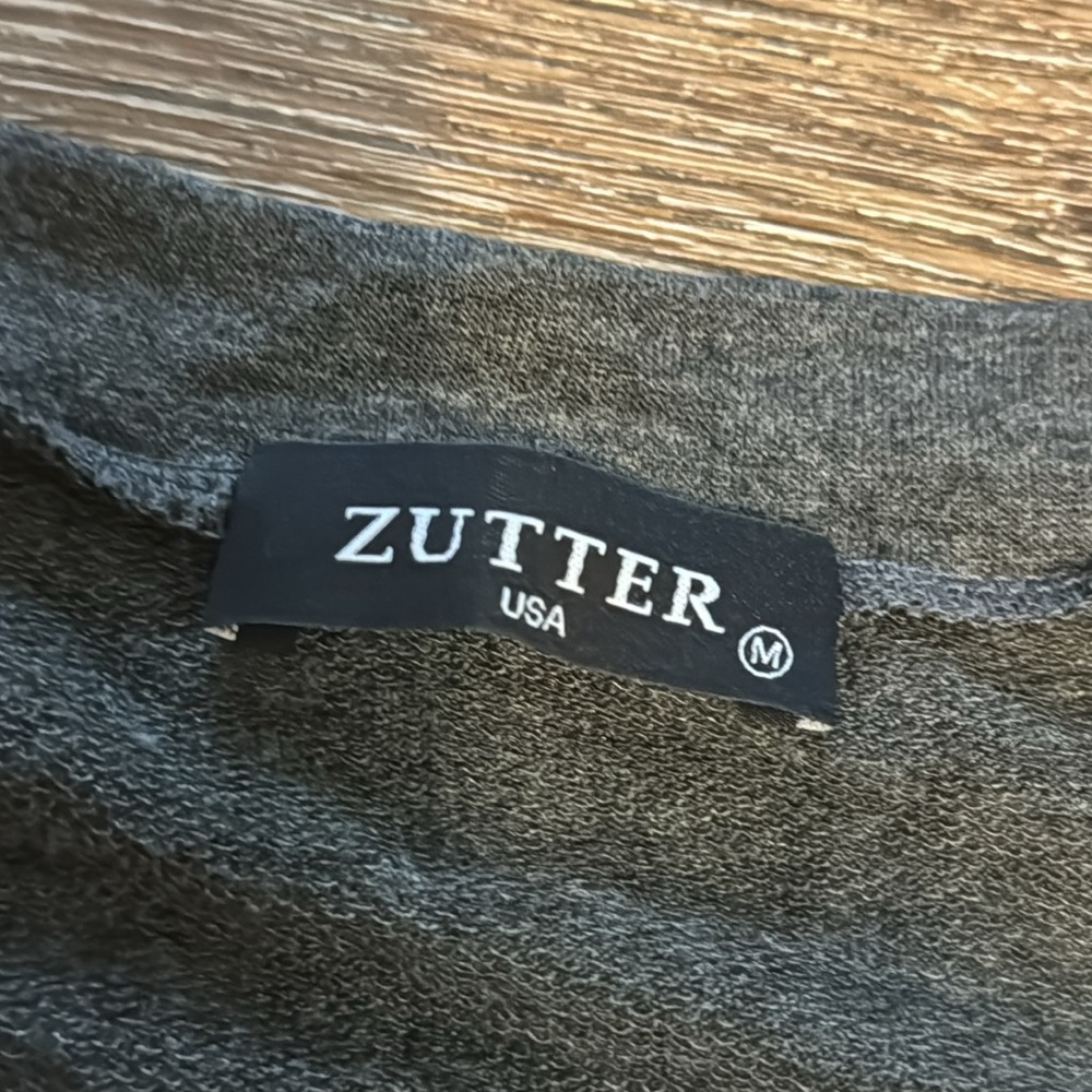 Zutter long sleeve‎ merry christmas top medium - Picture 2 of 2